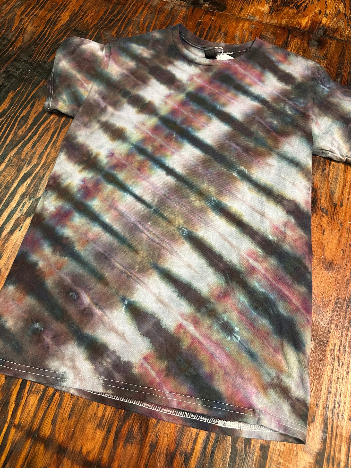 Small Raven Striped Tie Dye Shirt