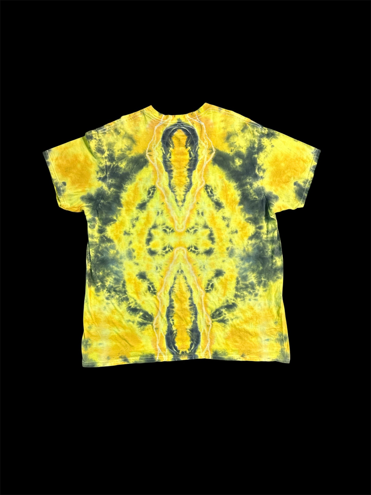 2XL Black and Gold Pot Leaf Tie Dye Shirt