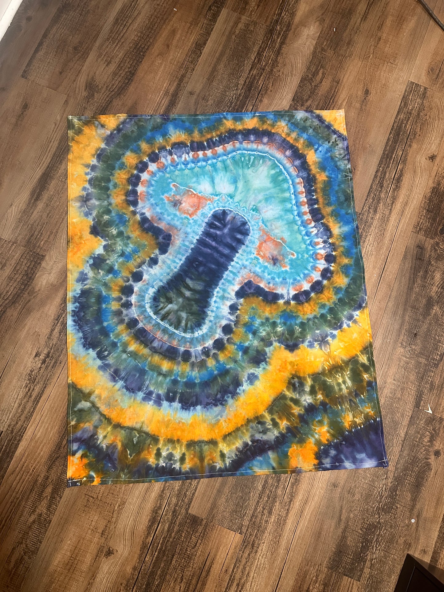 - 38x33 Blue Mushroom Tie Dye Tapestry