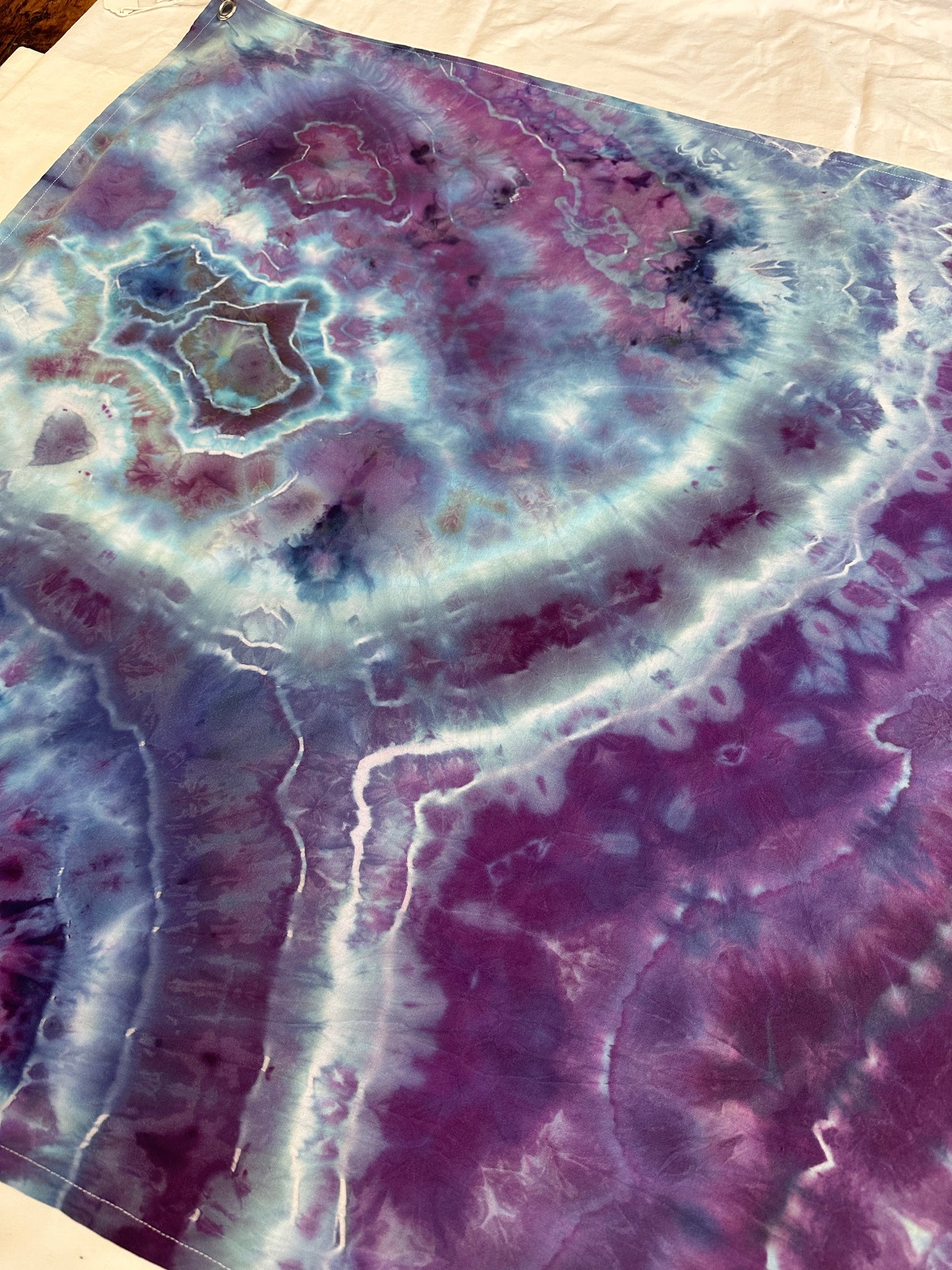 40 x 32 Purple Geode Dye Tapestry